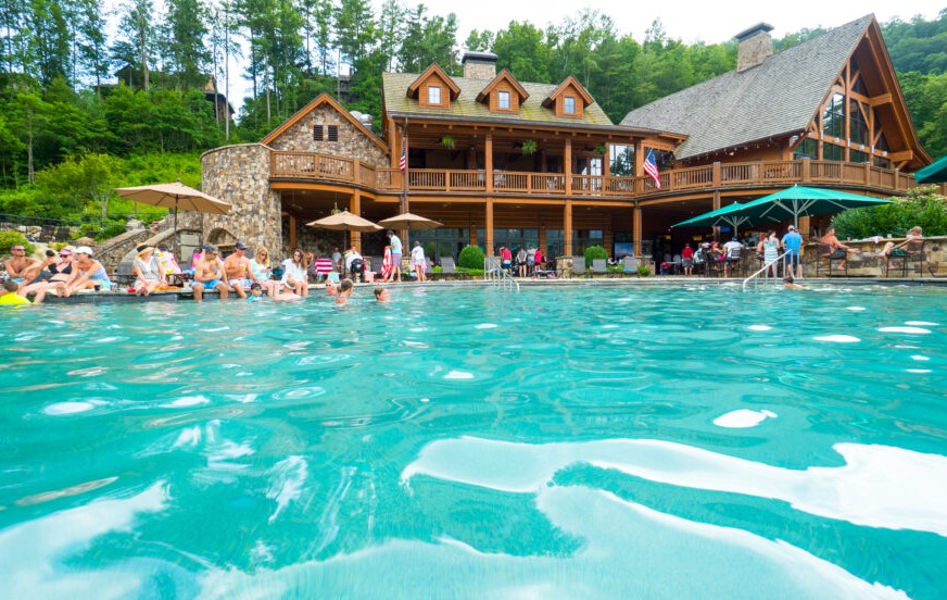Pool Party x