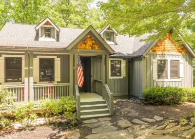 298 Hedgewood Drive