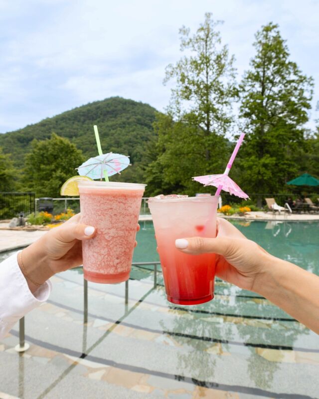 Cheers to summer savings you won't want to miss! Book your stay at Bear Lake Reserve between August 30 and September 30 and receive 20% off lodging, a free round of golf for four, and unlimited non-motorized watercraft.* ⛳️🛶

*Must book by August 15. Cannot be applied to existing reservations or combined with other promotions.

https://bearlakereserve.com/search-rentals/

#bearlakereserve #summervacation #visitnc
BLR Realty, LLC