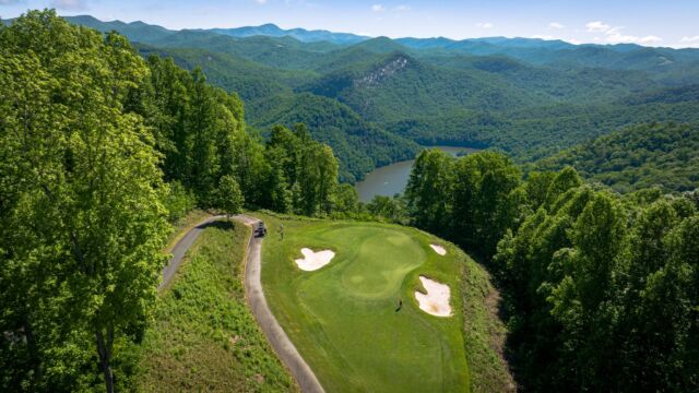 Experience unrivaled mountaintop golf featuring incredible views of the Blue Ridge Mountains! Take advantage of our Local Play Program, allowing you to enjoy one of our finest amenities as a daily visitor. Visit our website for more information - link in bio. ⛳️🏌️

#golfcourses #golftravel #golfviews #mountaingolf
BLR Realty, LLC