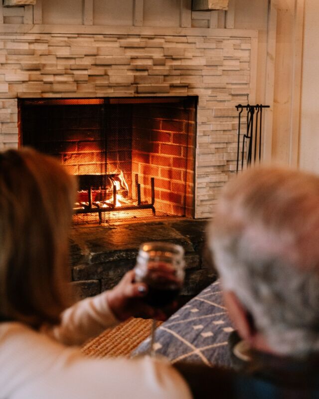 After a day of mountain adventure, there’s something comforting about warming up by the fire. A peaceful way to end an autumn day in the great outdoors. 🔥⛰️

#cozycabin #fallretreat #bearlakereserve
BLR, Realty, LLC