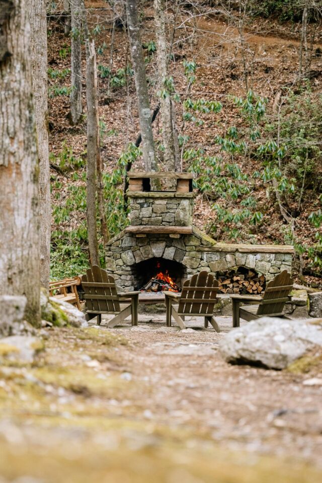 Bear Creek Park invites you to enjoy nature's beauty year-round. Discover the peace and serenity waiting for you at Bear Lake Reserve!

#bearlakereserve #mountainretreat #naturesbeauty #visitnc
BLR Realty, LLC