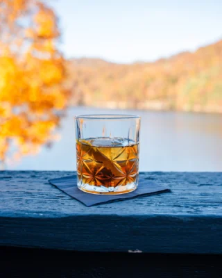 Sip your favorite cocktail while mountains glow in fall colors and the lake mirrors every shade of autumn. The perfect toast to the season at Bear Lake Reserve! 🍂
Visit the link in bio to start planning your stay.
#bearlakereserve #mountainresort #fallviews #cocktail
BLR Realty, LLC