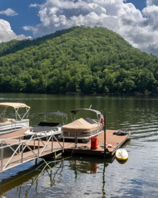 There’s no better way to spend the day than out on the water. The lake is waiting at Bear Lake Reserve.

Book your mountain getaway at the link in bio.

#MountainResort #MountainLake
BLR Realty, LLC