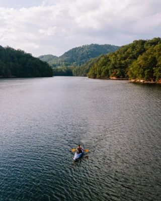 Just you, the lake, and a beautiful view in every direction.

#MountainResort #MountainLake