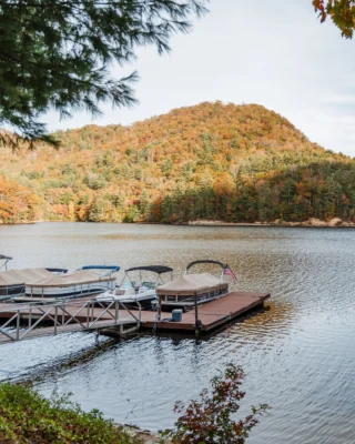 Today marks the first day of fall. 

Consider this your invitation to trade the ordinary for a season in the mountains at Bear Lake Reserve.

Book your fall escape at the link in bio. 

#MountainResort #MountainLake
BLR Realty, LLC